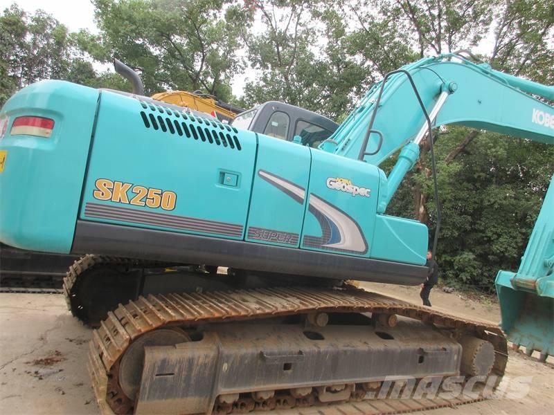Kobelco SK 260 Pásová rýpadla