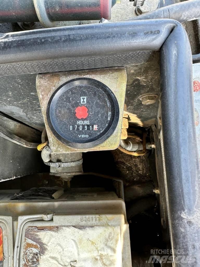 Bomag BW 138 AD Tandemové válce