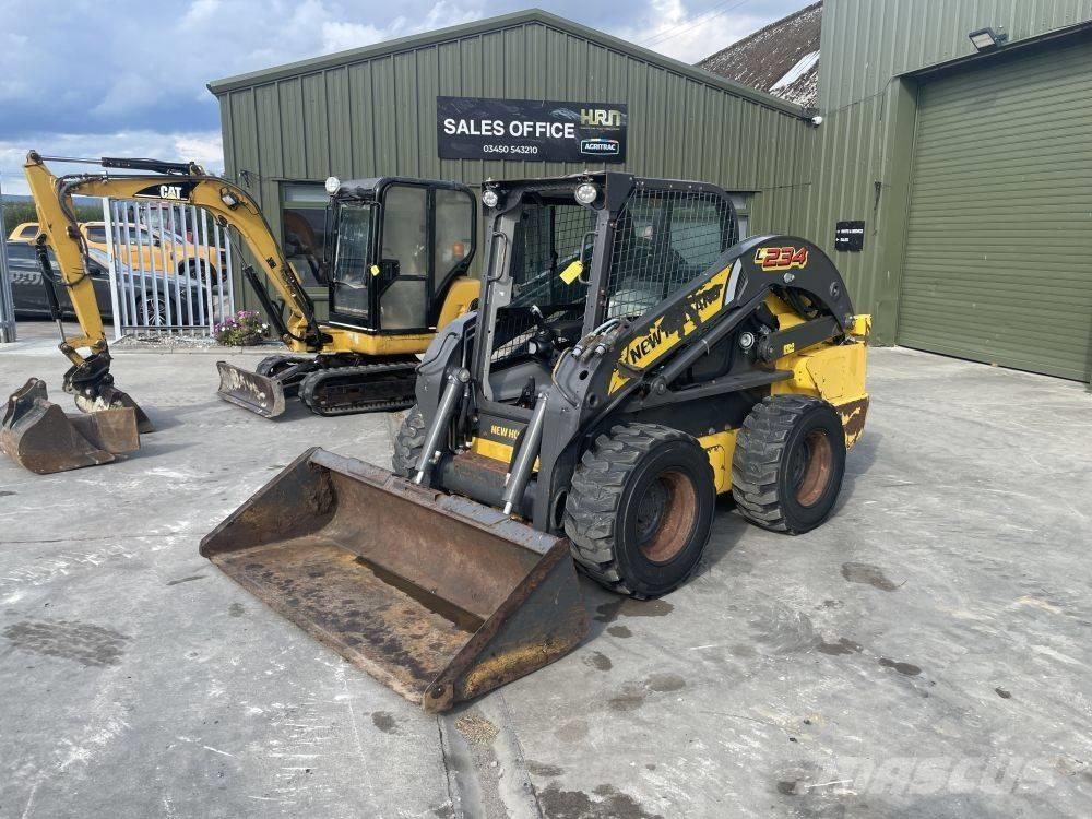 New Holland L 234 Smykem řízené nakladače