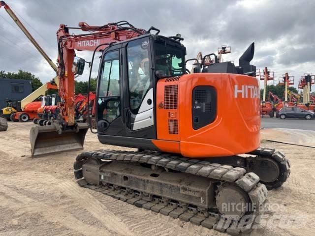 Hitachi ZX 135 US-6 Pásová rýpadla