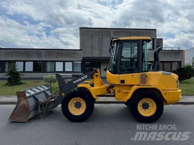 Volvo L 35 G Kolové nakladače