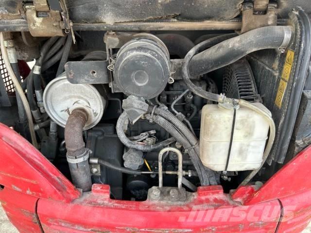 Airman AX 16-3 Pásová rýpadla