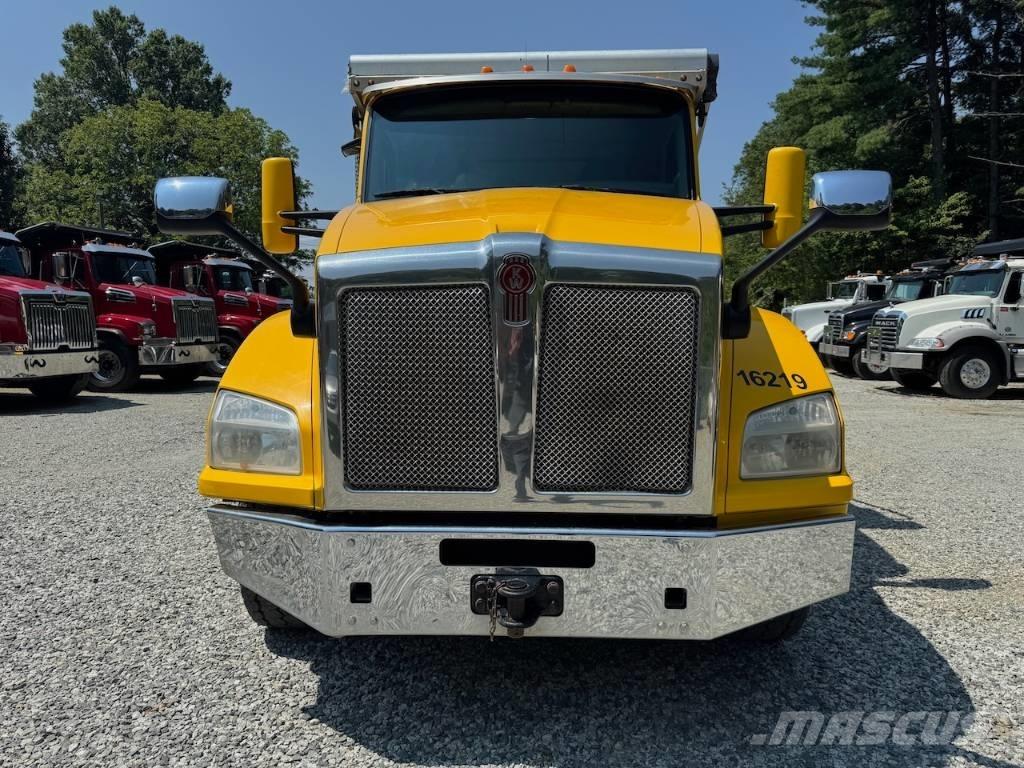 Kenworth T 880 Sklápěče