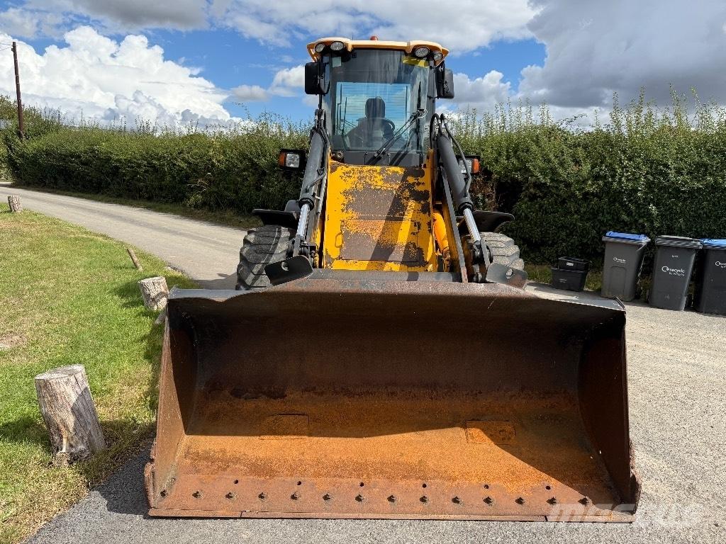 JCB 416 HT Kolové nakladače