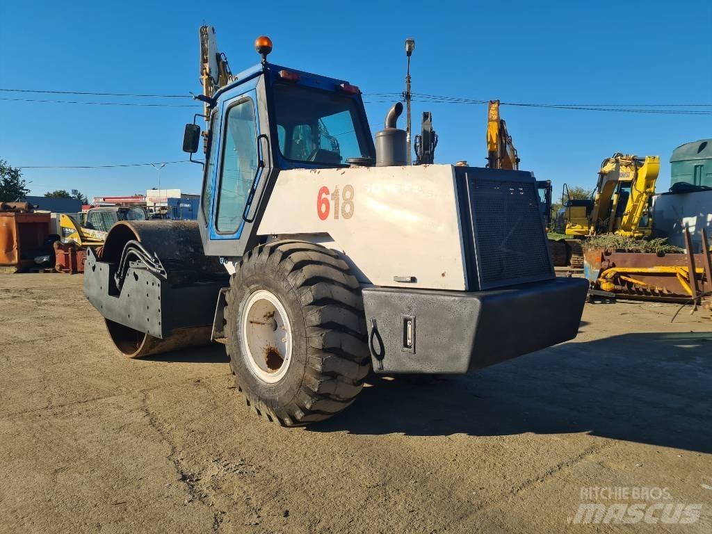  Compactor MV 618 DT Půdní kompaktory