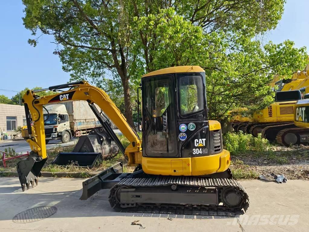 CAT 304 CR Mini rýpadla < 7t