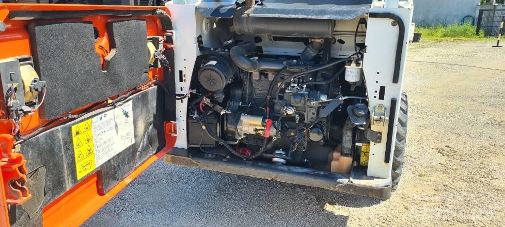 Bobcat S 530 Smykem řízené nakladače