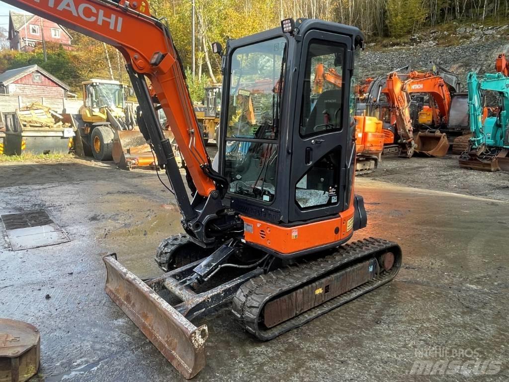 Hitachi ZX 38 U-5 A Mini rýpadla < 7t