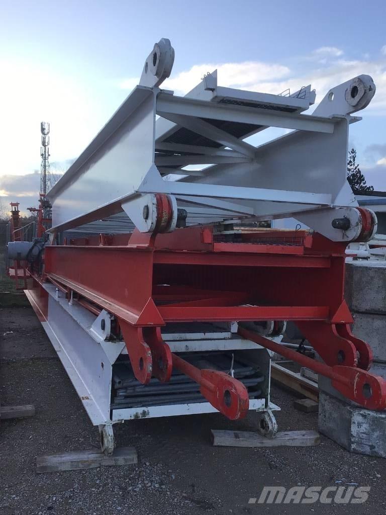 Potain MD365BL12 Stavební jeřáby