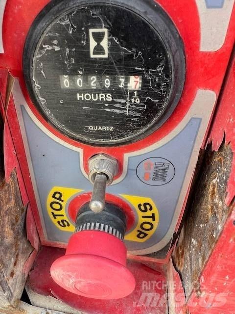 Manitou 120SE Nůžková zvedací plošina