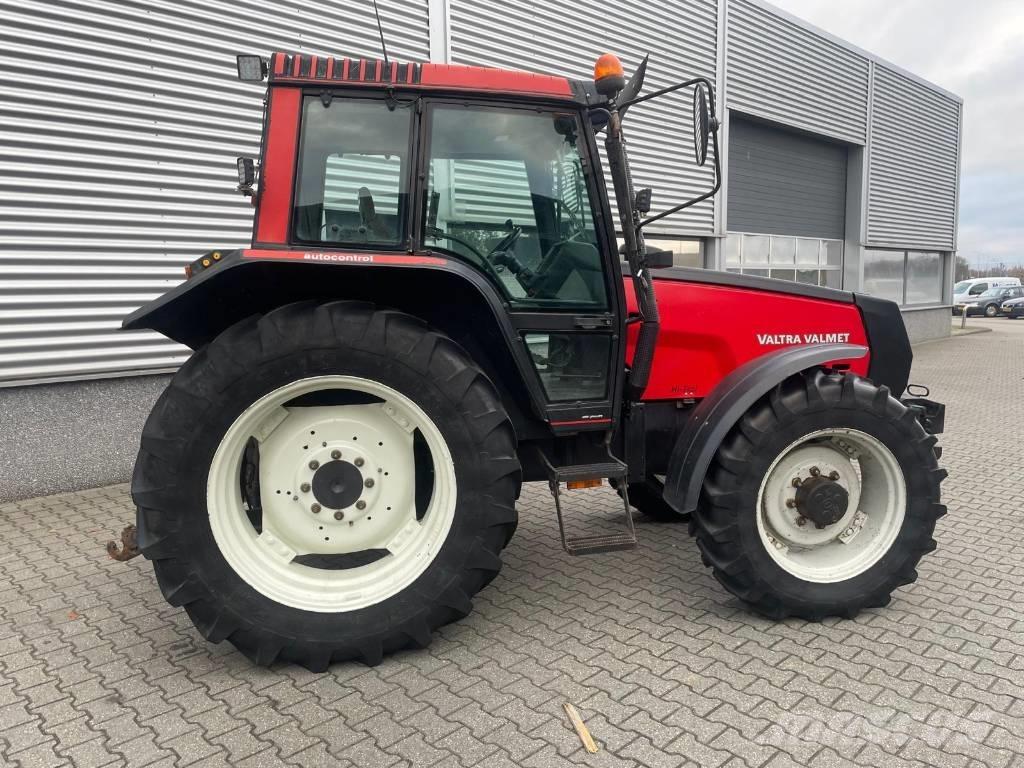 Valtra 6600 tractor Traktory