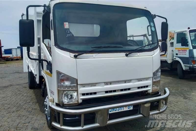Isuzu NPR400 Další