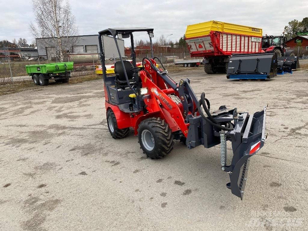 Flexitrac 1126 LRF Víceúčelové nakladače