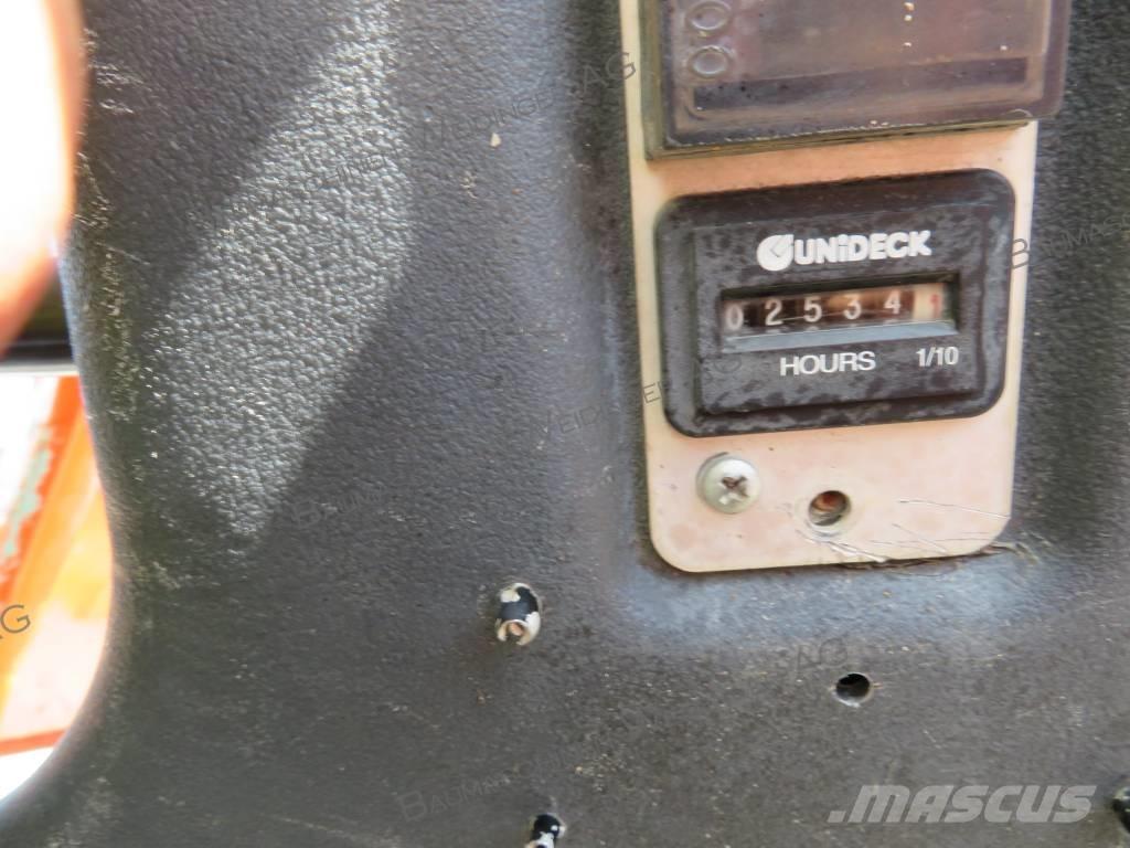 Ausa D 600 APG Vyklápěcí dempry