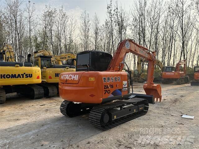 Hitachi ZX70 Pásová rýpadla