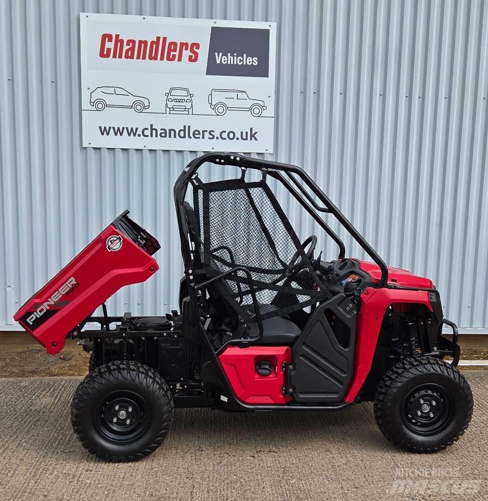 Honda Pioneer Užitková vozidla (UTVs)