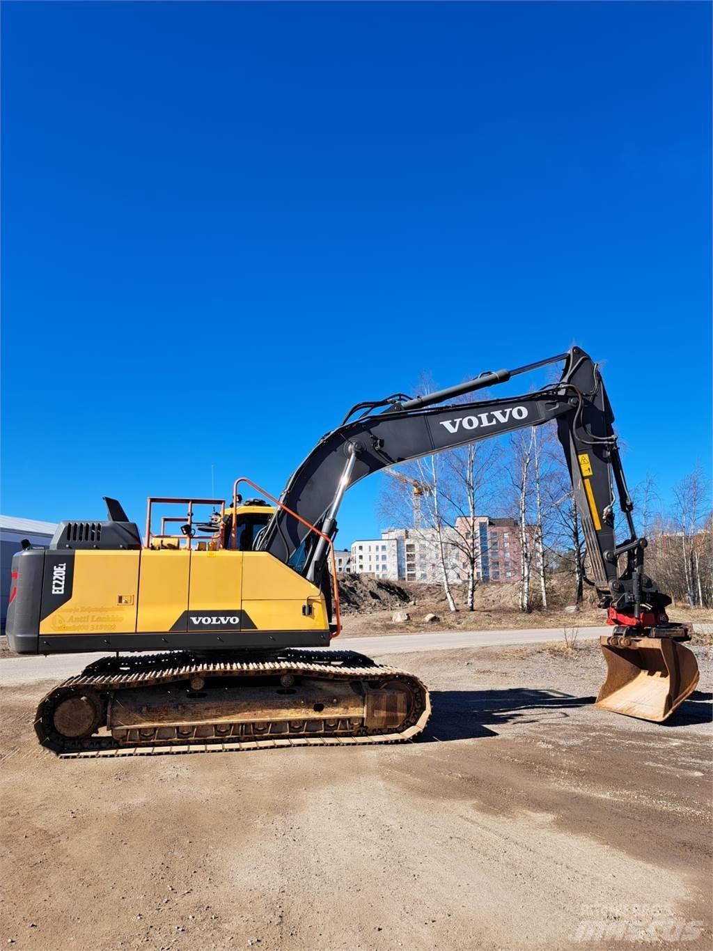 Volvo EC220EL Pásová rýpadla