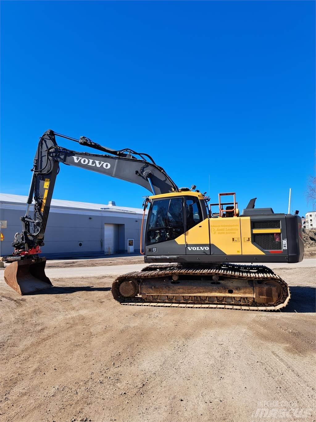 Volvo EC220EL Pásová rýpadla