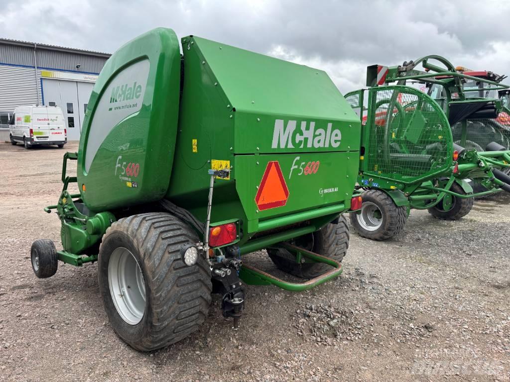 McHale F5600 Lis na válcové balíky