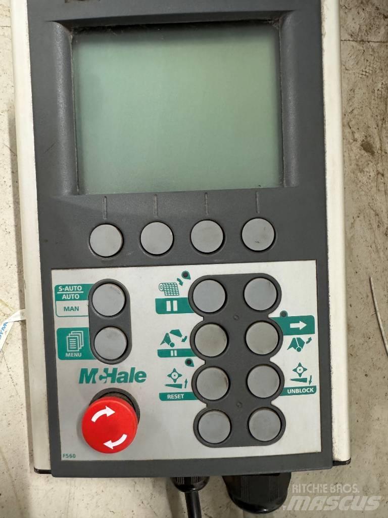 McHale F5600 Lis na válcové balíky