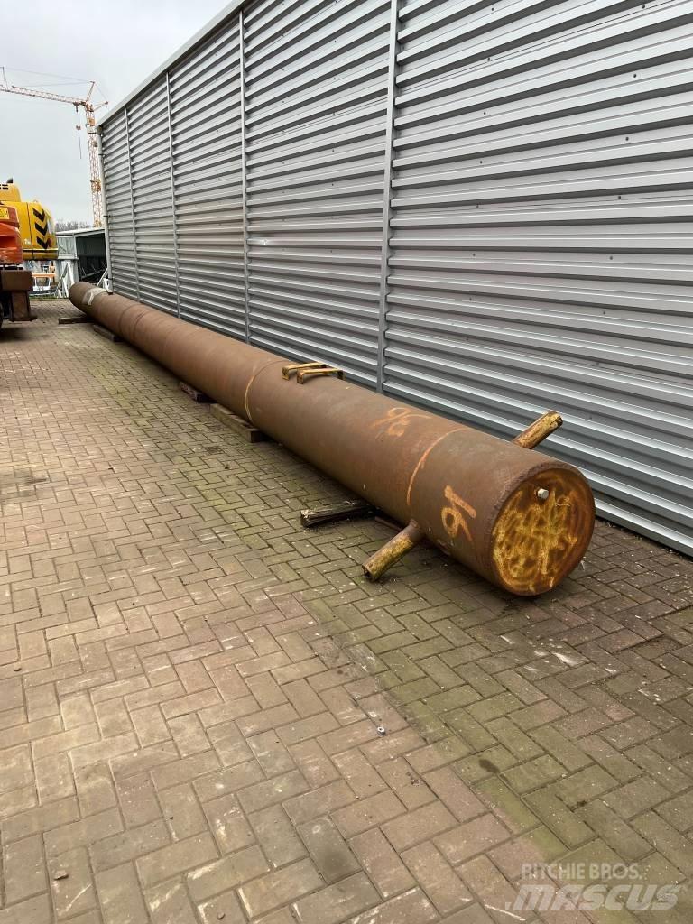  Spud leg 15 meter Drapáky