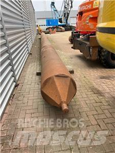  Spud leg 15 meter Drapáky