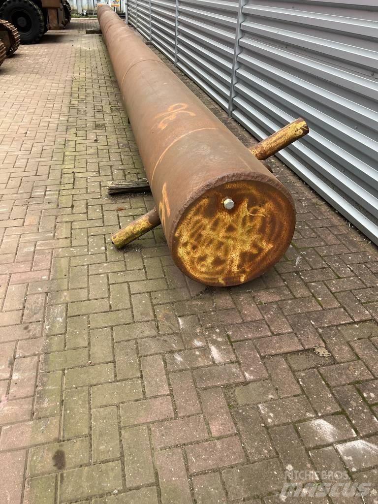 Spud leg 15 meter Drapáky