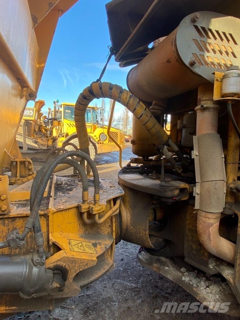 Volvo A 25 D Kloubové dempry