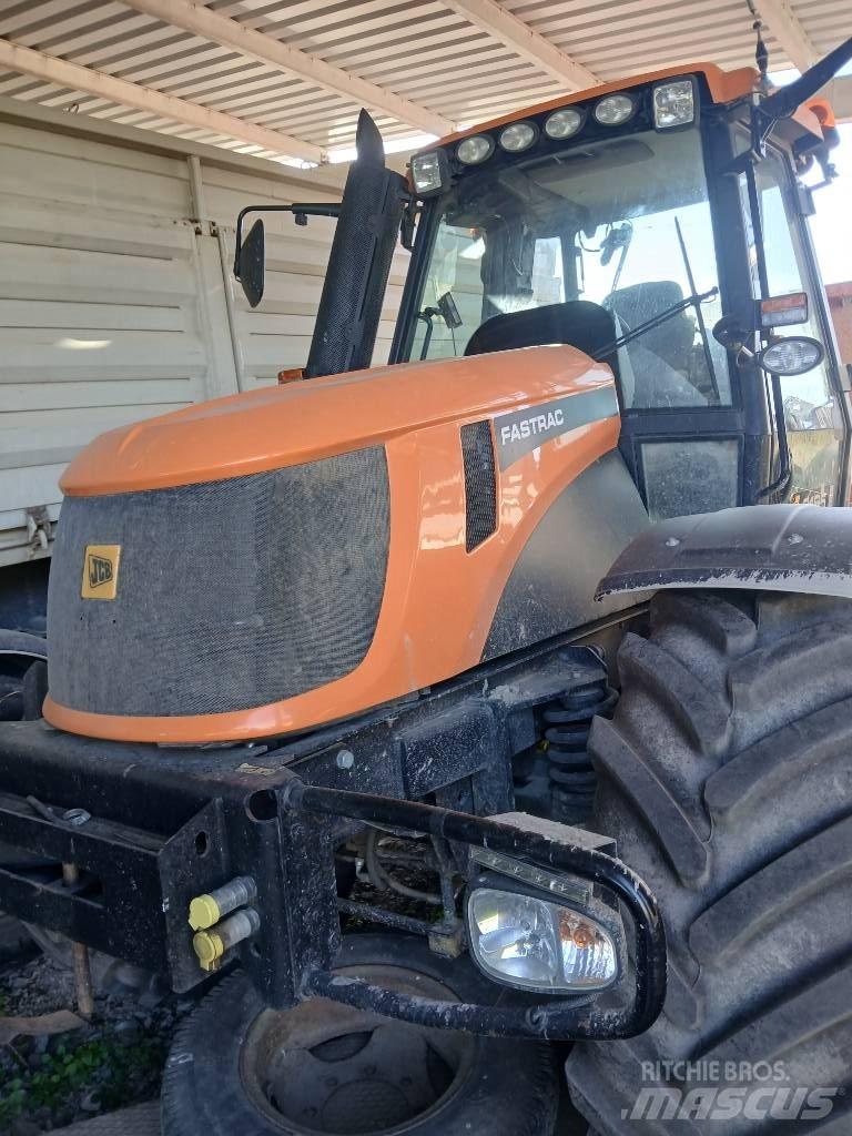 JCB Fastrac 2155 Traktory