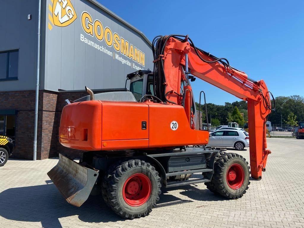 Liebherr A 900 C Kolová rýpadla