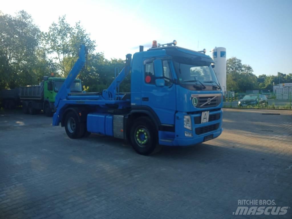 Volv FM 330 Lanový nosič kontejnerů