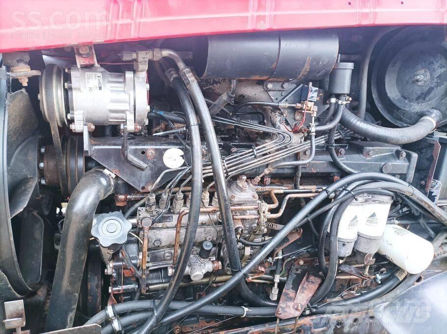 Valtra Valmet 8750 Traktory