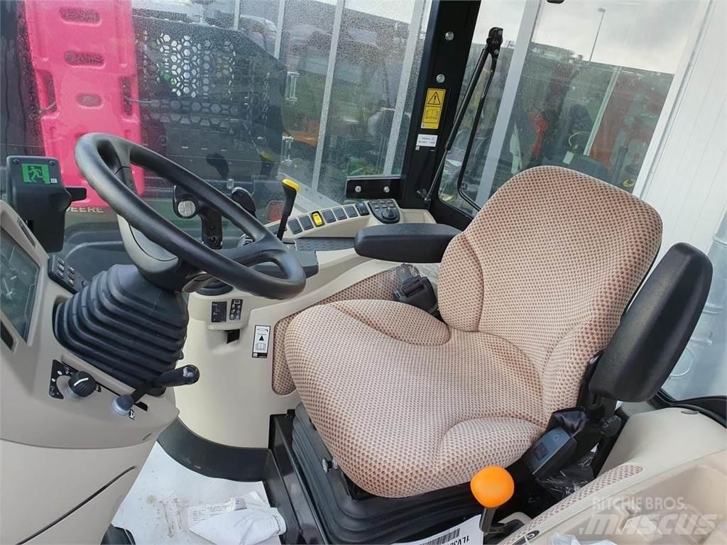 John Deere 3039R Kompaktní traktory