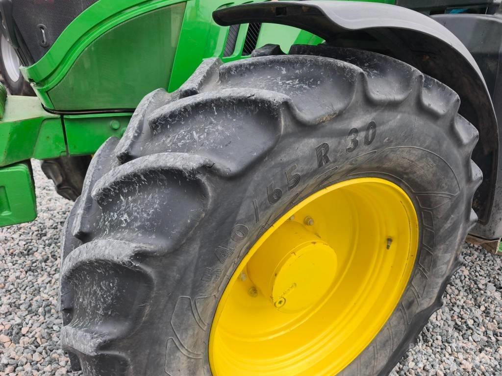 John Deere 6170 M Traktory