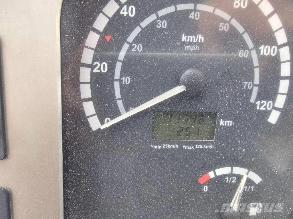 Demag AC 120-1 Univerzální terénní jeřáby