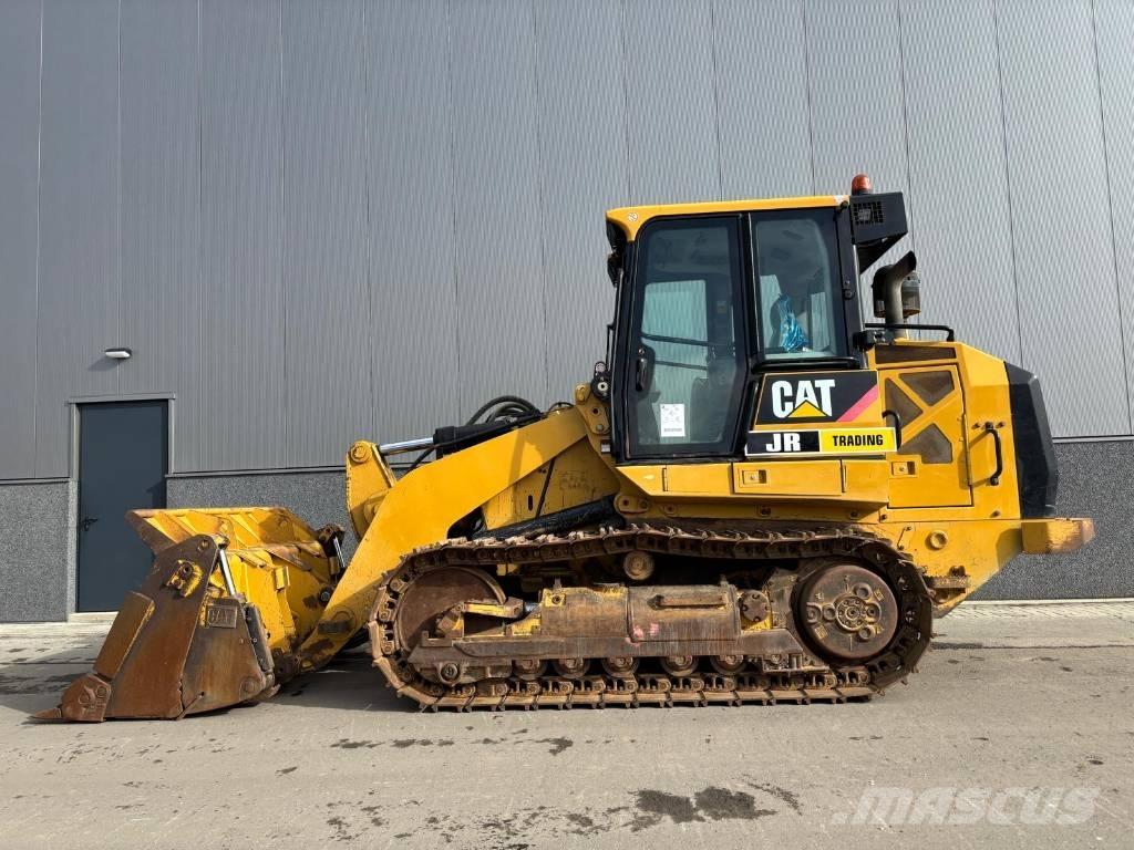 CAT 953 D Pásové nakladače