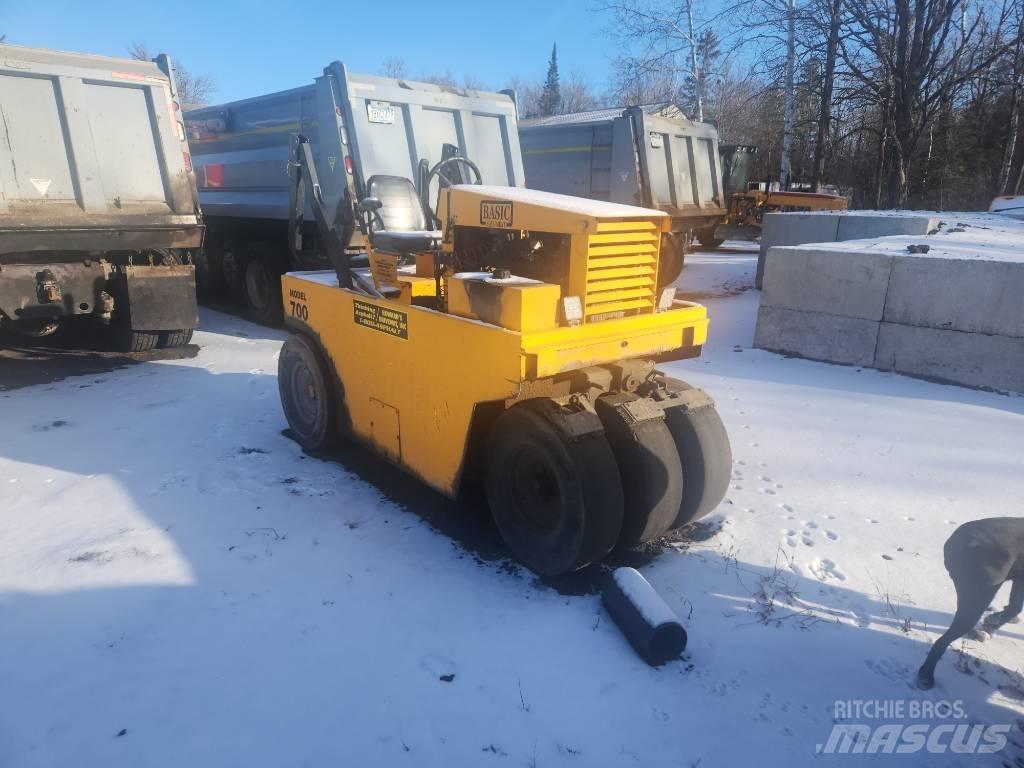 Basic 700 Pneumatikové válce