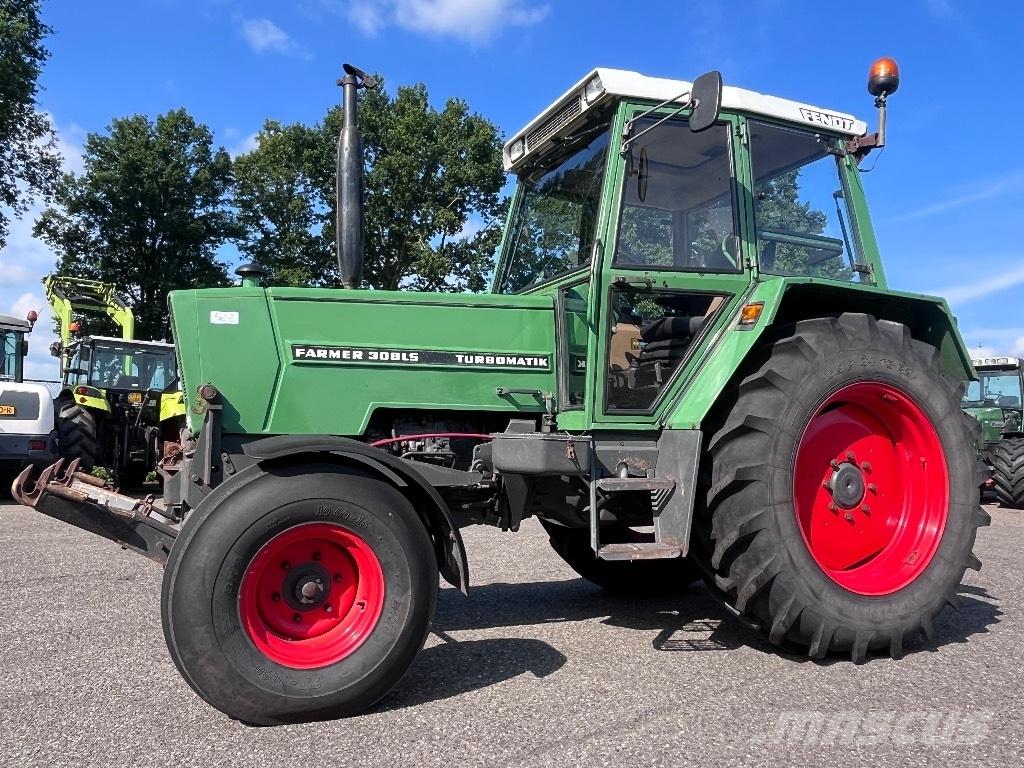 Fendt VERKOCHT 308 Traktory