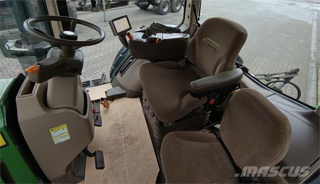 John Deere 8360 R Traktory