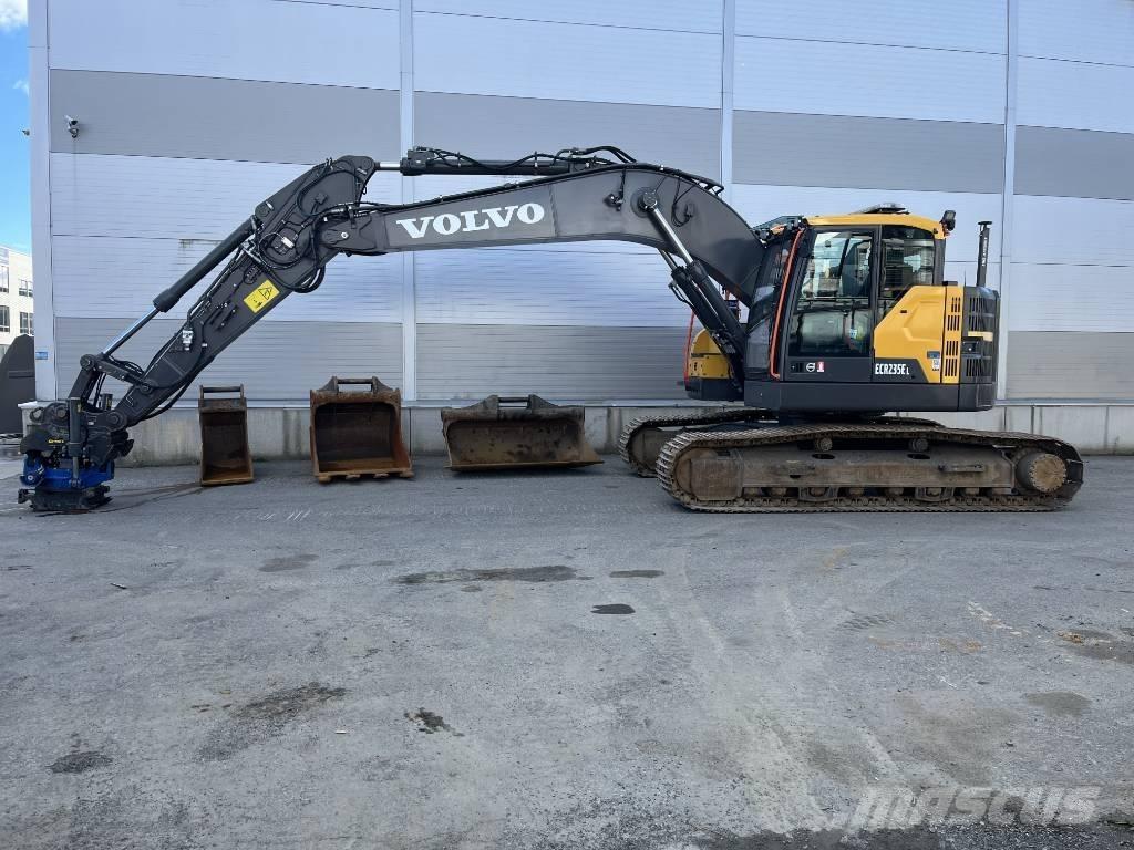 Volvo ECR235EL Pásová rýpadla