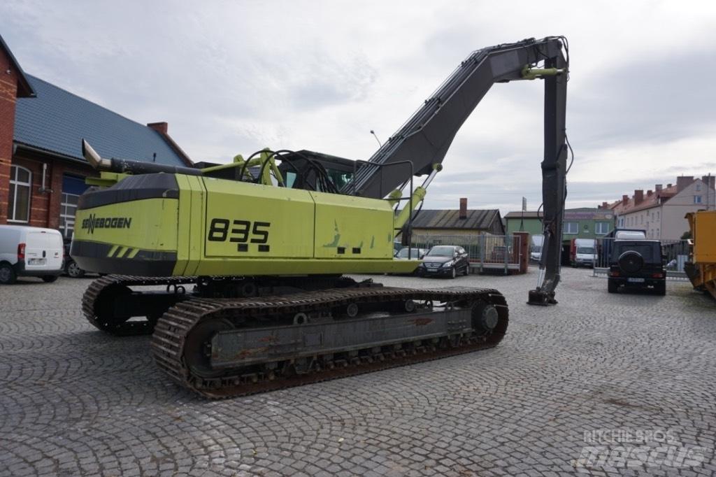 Sennebogen 835 Stroje pro manipulaci s odpadem