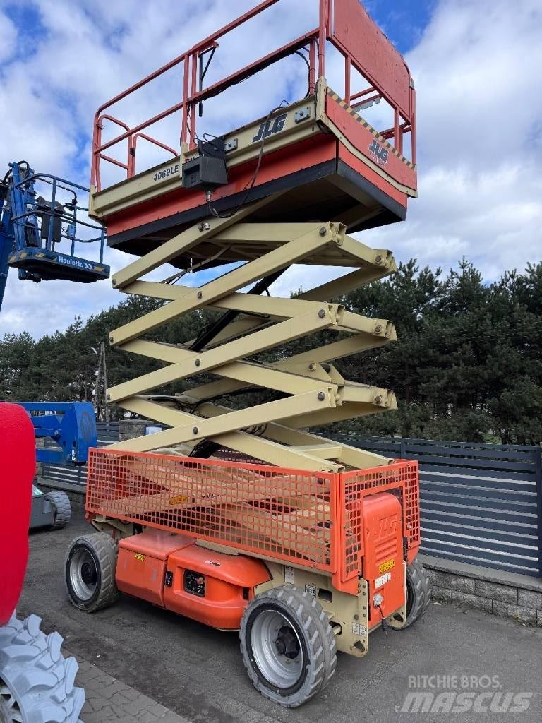 JLG 4069 Nůžková zvedací plošina