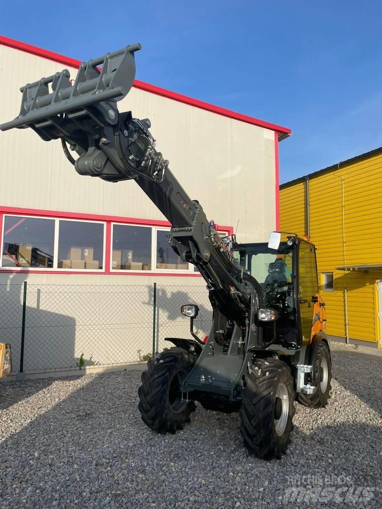 GiANT G 5000 TELE Víceúčelové nakladače