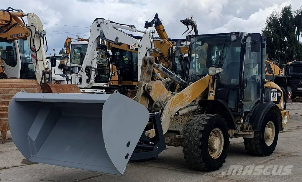 CAT 906 H Kolové nakladače