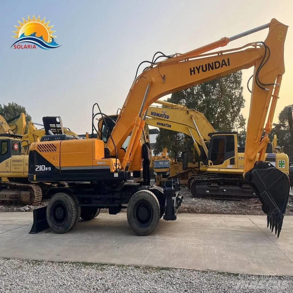 Hyundai R210W-9 Kolová rýpadla