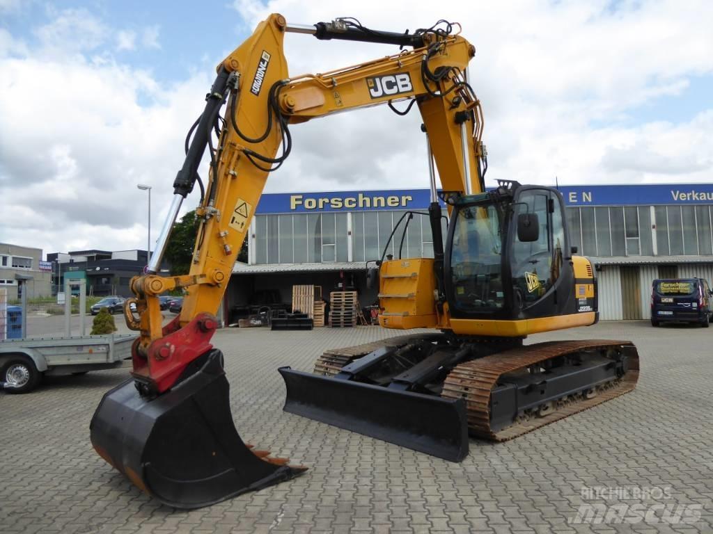 JCB JZ235 Pásová rýpadla
