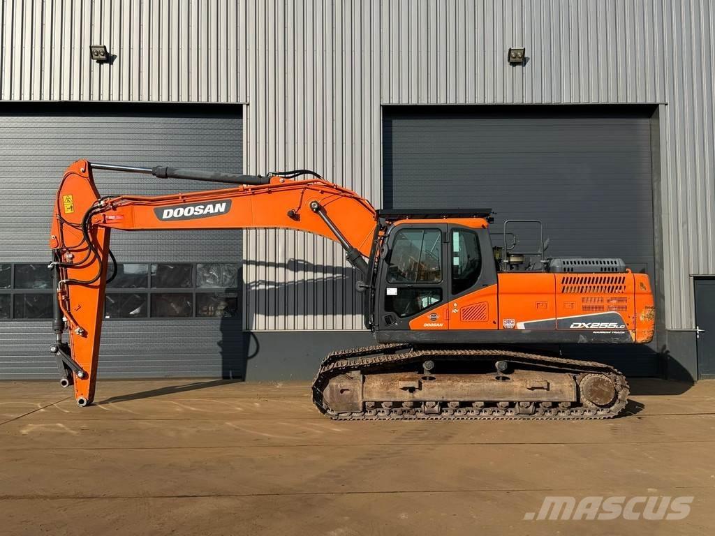 Doosan DX255NLC-5 Pásová rýpadla