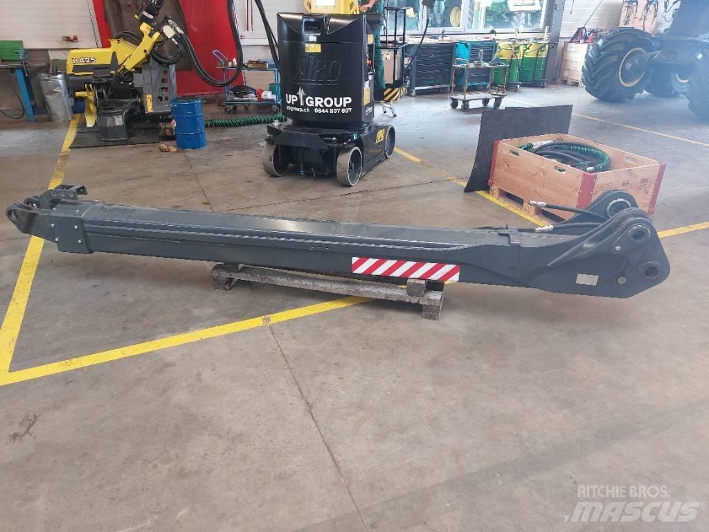 John Deere CH710 Výložníky a lžíce
