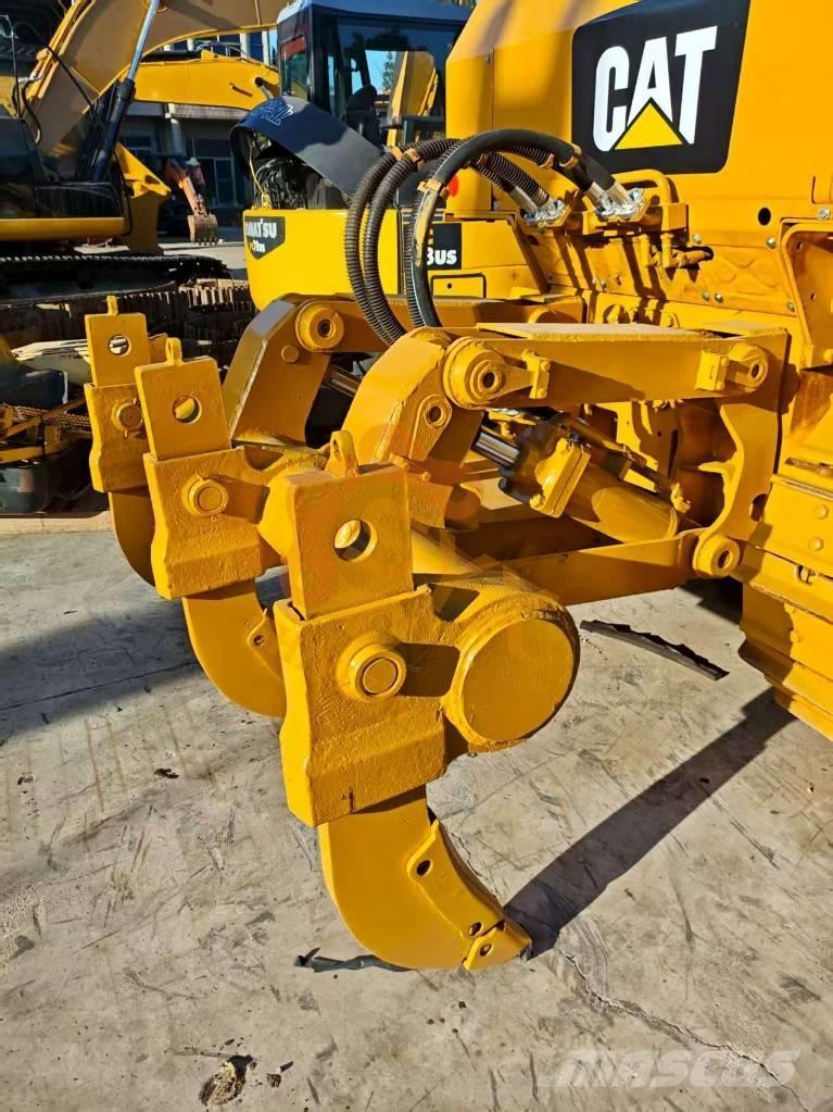 CAT D6G Pásové dozery