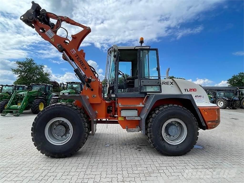Terex TL210 Kolové nakladače